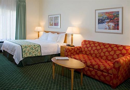 Fairfield Inn & Suites Memphis Саутгейвен Екстер'єр фото